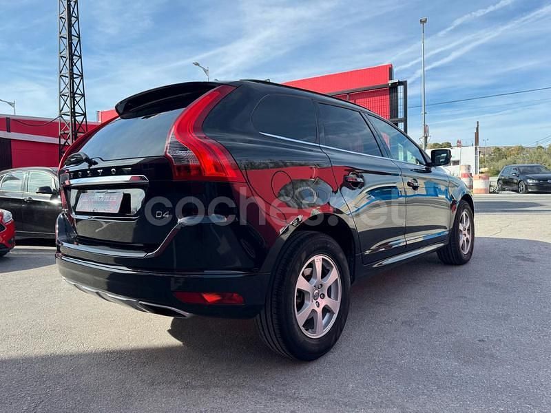 Usado Volvo XC60 Kinetic 190 CV (139 kW) 2015 Negro SUV