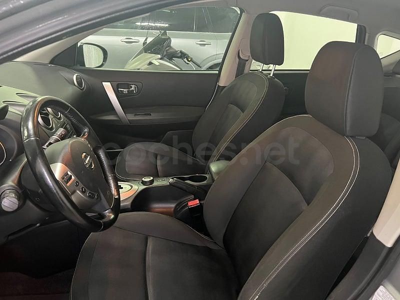 Usado Nissan Qashqai Premium Edition 150 CV (110 kW) 2011 Gris / plata SUV