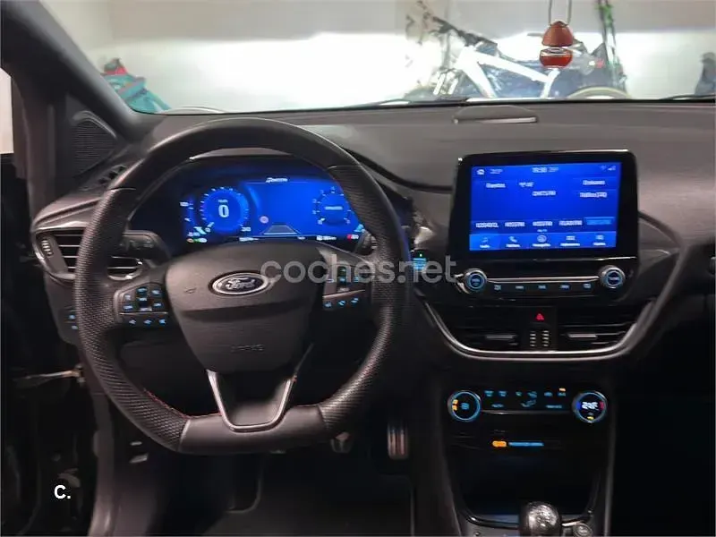 Usado Ford Puma Titanium 125 CV (91 kW) 2020 Negro SUV