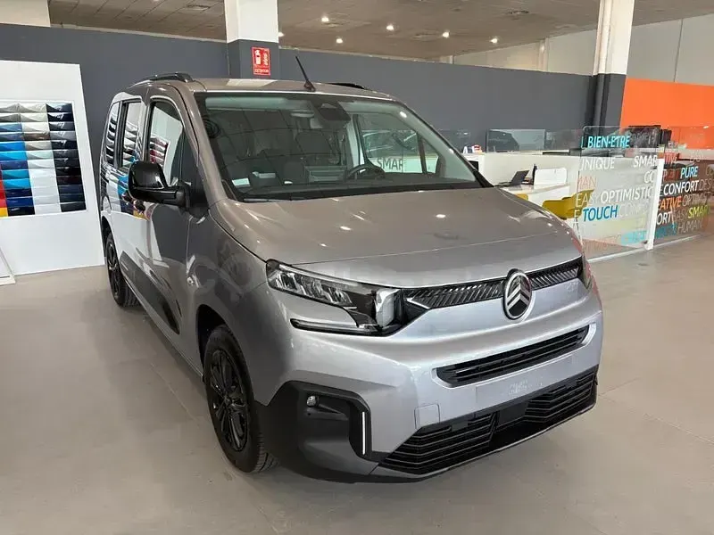 Nuevo Citroën Berlingo 100 CV (73 kW) 2026 Gris / plata Monovolumen