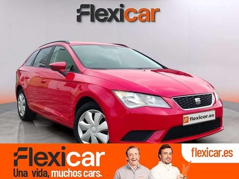 Rojo Usado 2016 Seat Leon SC Reference Utilitario | 9890 € (Buen precio) - Imagen 1/4
