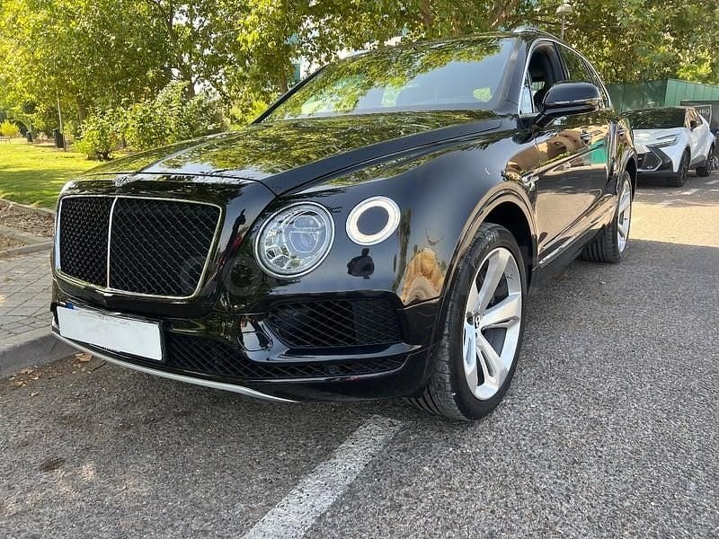 Usado Bentley Bentayga 550 CV (404 kW) 2019 Negro SUV