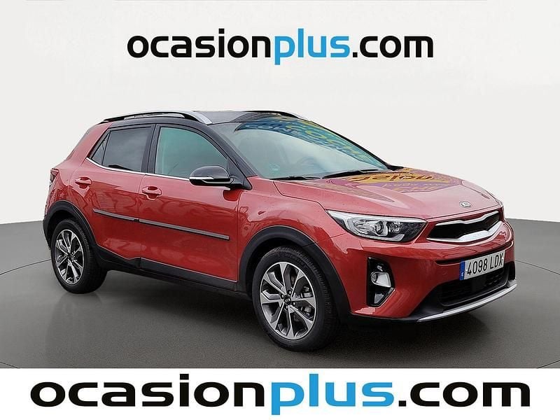 Usado Kia Stonic 120 CV (88 kW) 2020 Rojo SUV