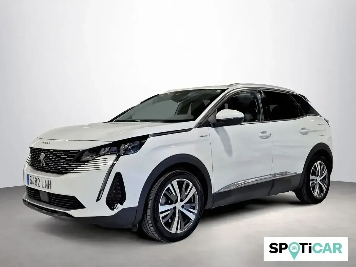 Usado Peugeot 3008 Allure 225 CV (165 kW) 2021 Gris SUV