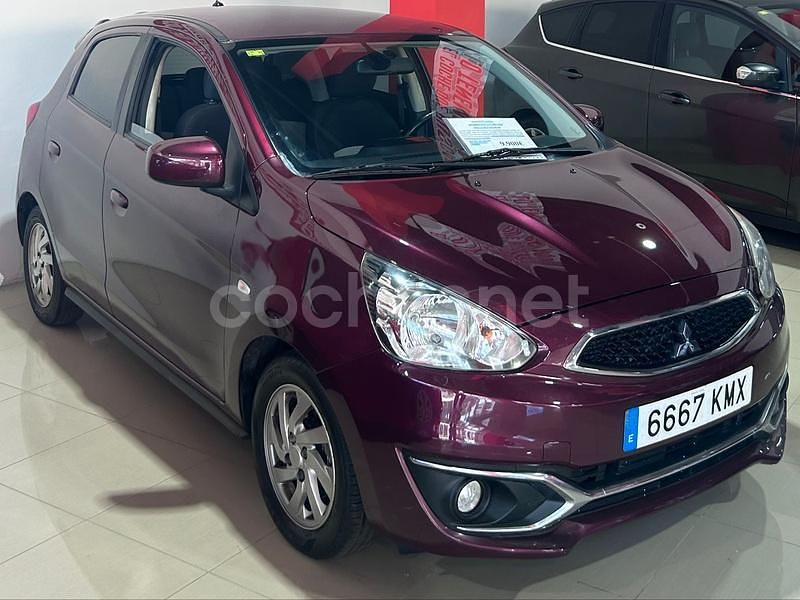 Usado Mitsubishi Space Star Motion 80 CV (58 kW) 2018 Violeta / lila Berlina