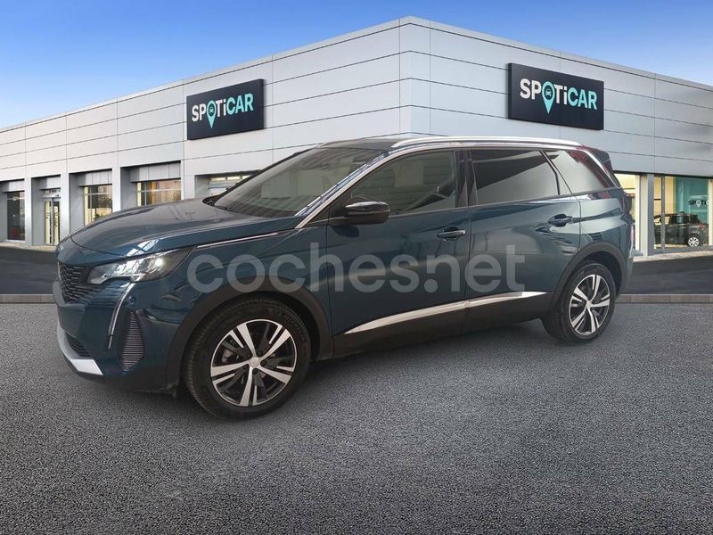 Usado Peugeot 5008 Allure 130 CV (95 kW) 2023 Azul Monovolumen