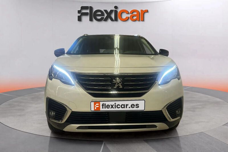 Usado Peugeot 5008 Allure 131 CV (96 kW) 2019 Blanco Monovolumen