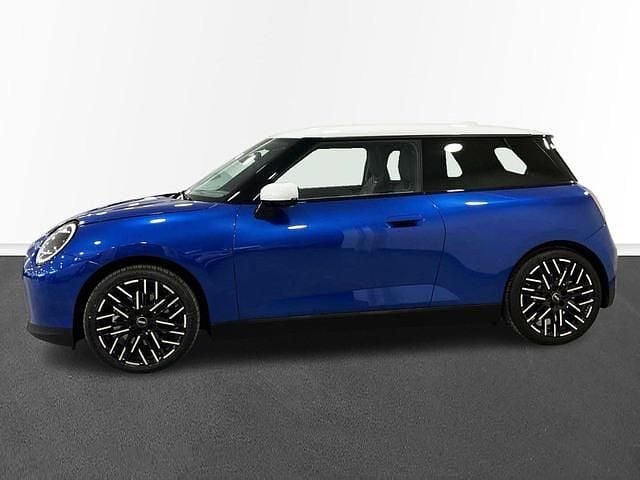 Usado Mini Cooper SE 160 kW (218 CV) 2024 Azul Utilitario