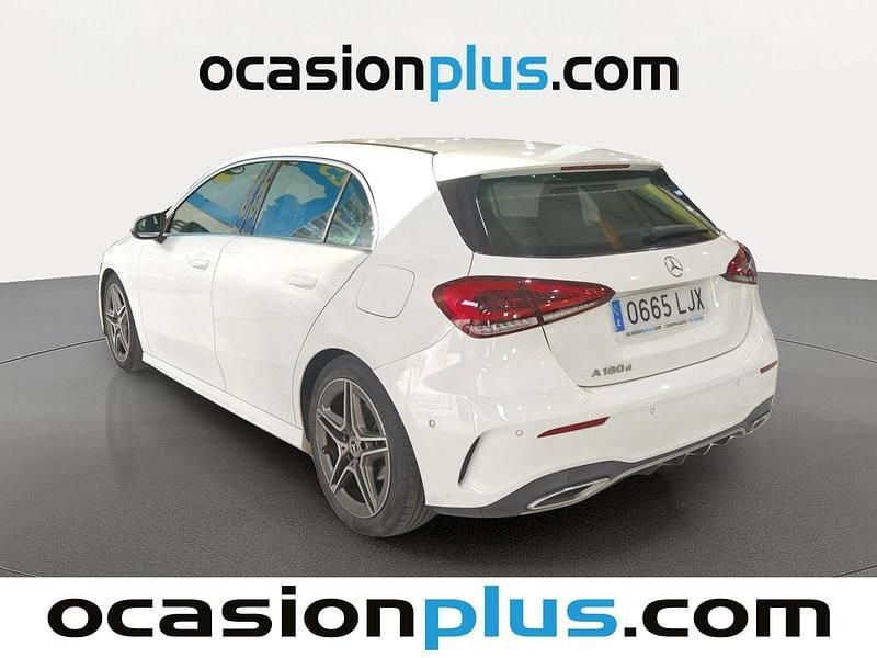 Usado Mercedes A180 AMG 116 CV (85 kW) 2020 Blanco Utilitario