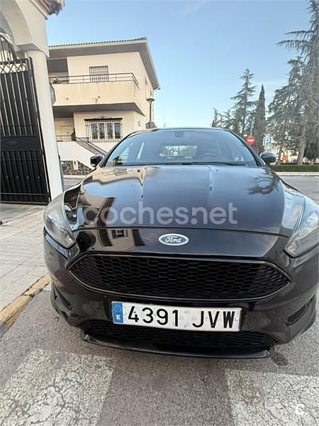 Usado Ford Focus Business Edition 125 CV (91 kW) 2016 Negro Berlina