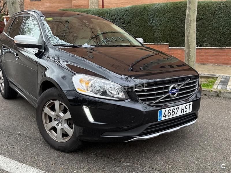 Usado Volvo XC60 Momentum 163 CV (119 kW) 2013 Negro SUV