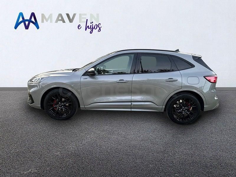 Usado Ford Kuga ST-Line X 190 CV (139 kW) 2023 Gris / plata SUV