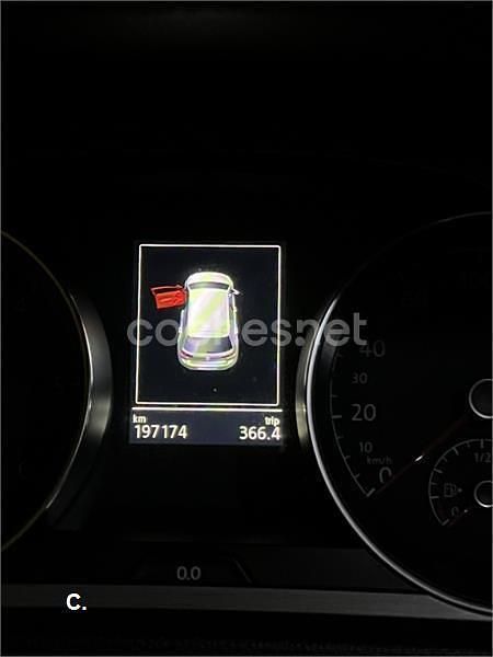 Usado VW Golf VIII 115 CV (84 kW) 2023 Gris / plata Berlina