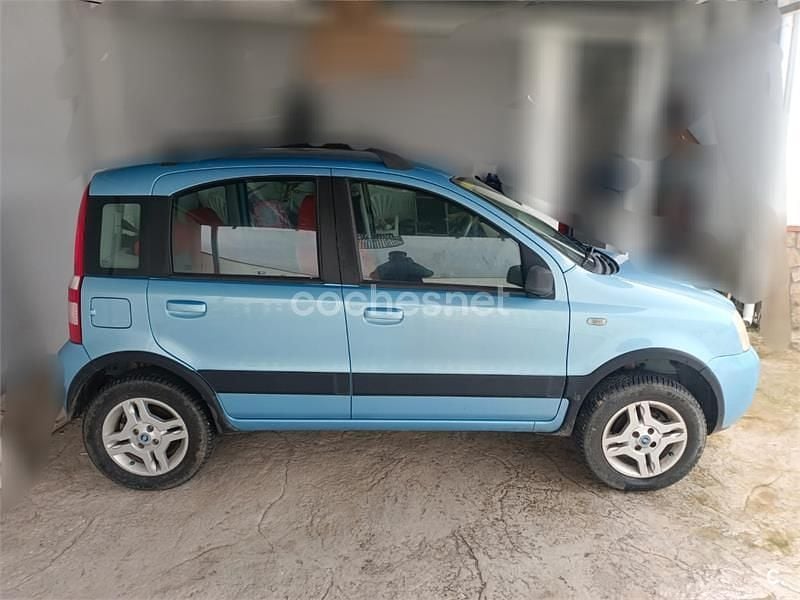 Usado Fiat Panda 4x4 Climbing 60 CV (44 kW) 2005 Azul Utilitario