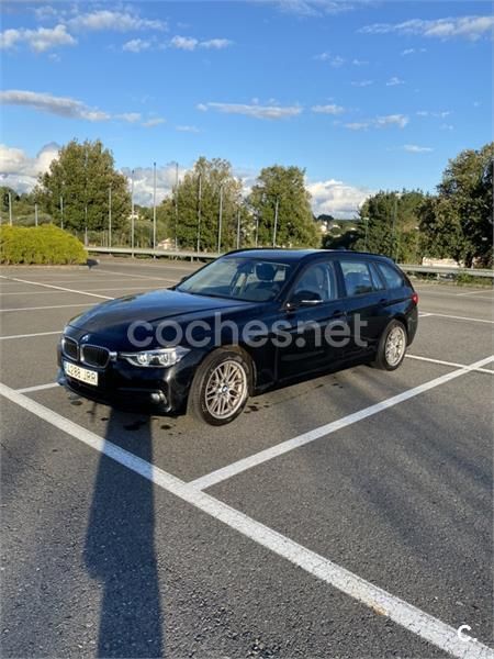Negro Usado 2016 BMW 320 Efficient Dynamics Familiar | 13.300 € (Un poco caro) - Imagen 1/4
