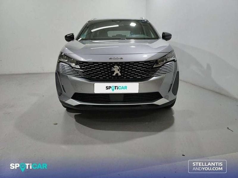 Usado Peugeot 5008 Allure 131 CV (96 kW) 2024 Gris Monovolumen