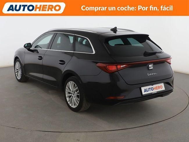 Usado Seat Leon XCELLENCE 150 CV (110 kW) 2022 Negro Familiar