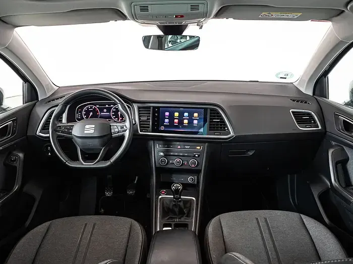 Usado Seat Ateca Style 150 CV (110 kW) 2025 Gris SUV