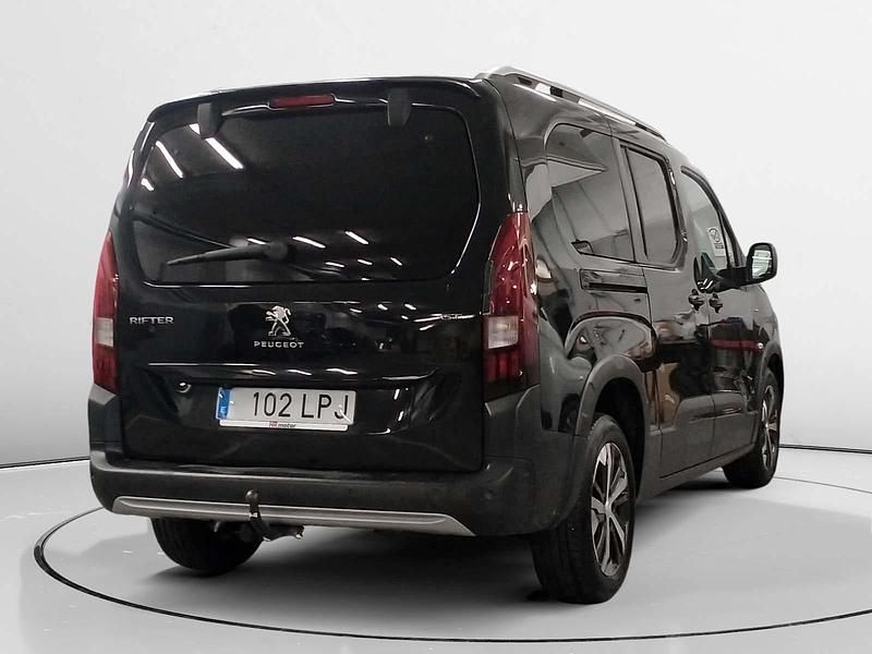 Usado Peugeot Rifter GT 132 CV (97 kW) 2021 Negro Monovolumen