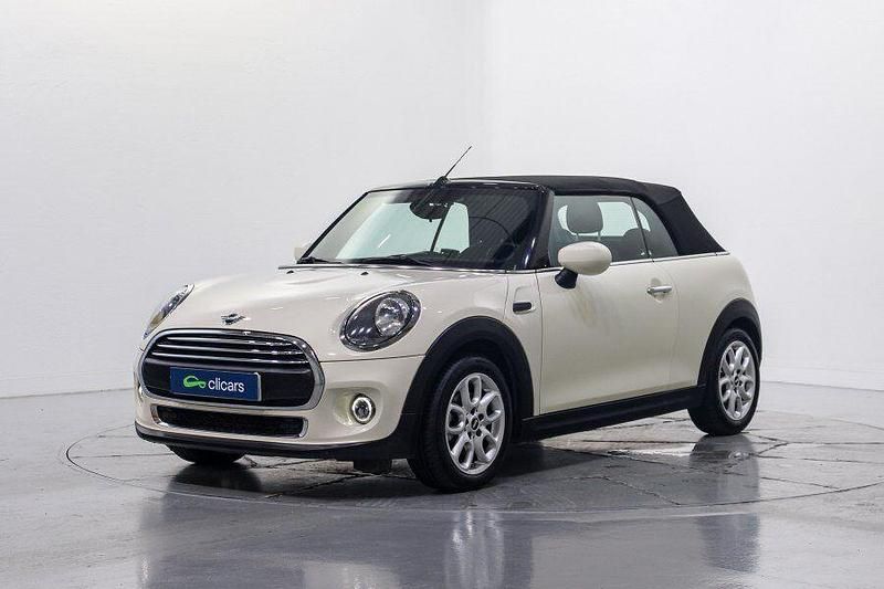 Usado Mini ONE 102 CV (75 kW) 2020 Beige Utilitario
