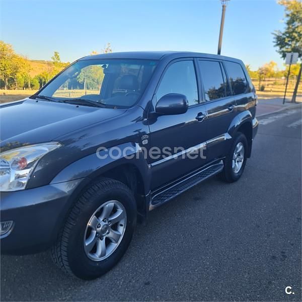 Usado Toyota Land Cruiser 163 CV (119 kW) 2005 Gris / plata SUV