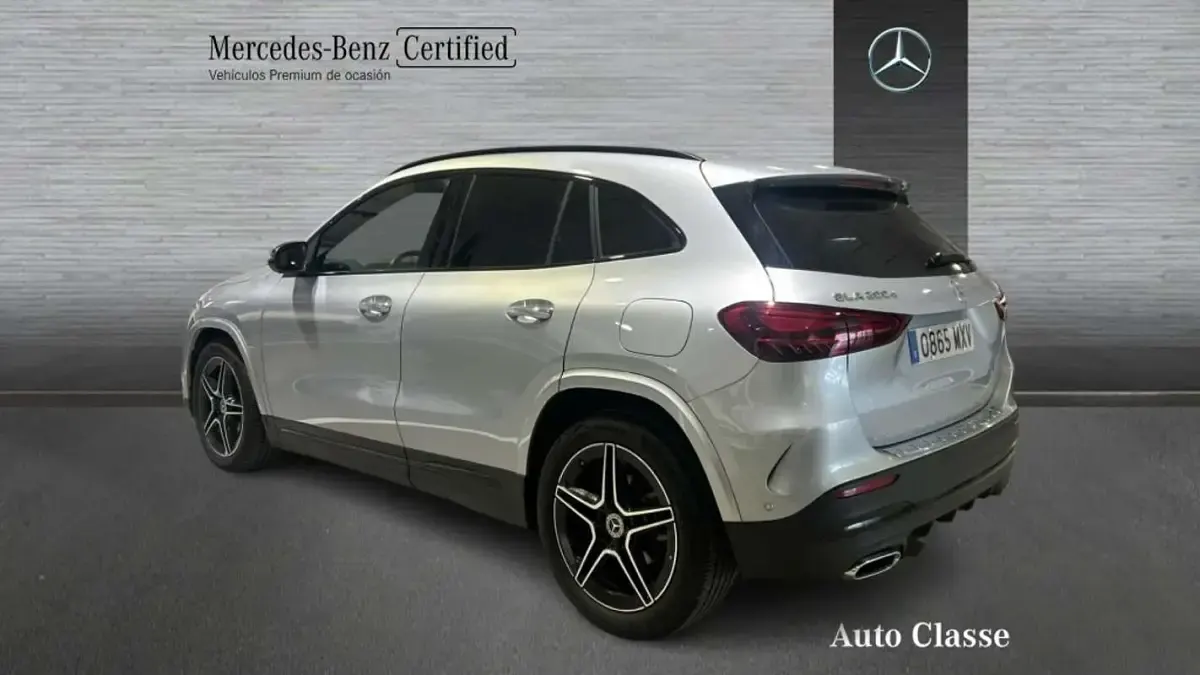 Usado Mercedes GLA200 150 CV (110 kW) 2025 SUV