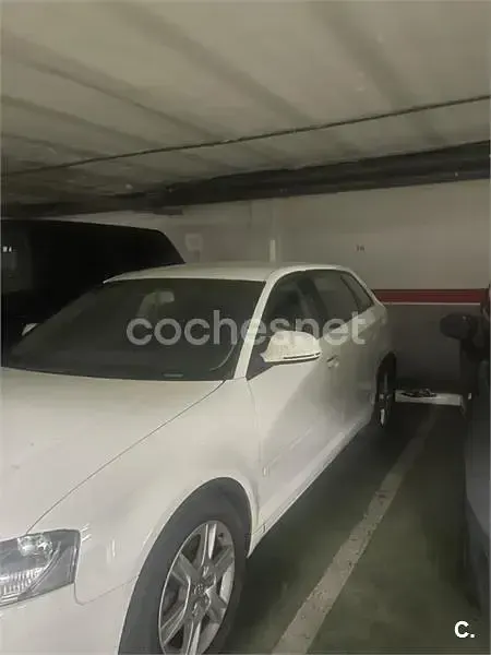 Usado Audi A3 Sportback Ambition 140 CV (102 kW) 2012 Blanco Utilitario