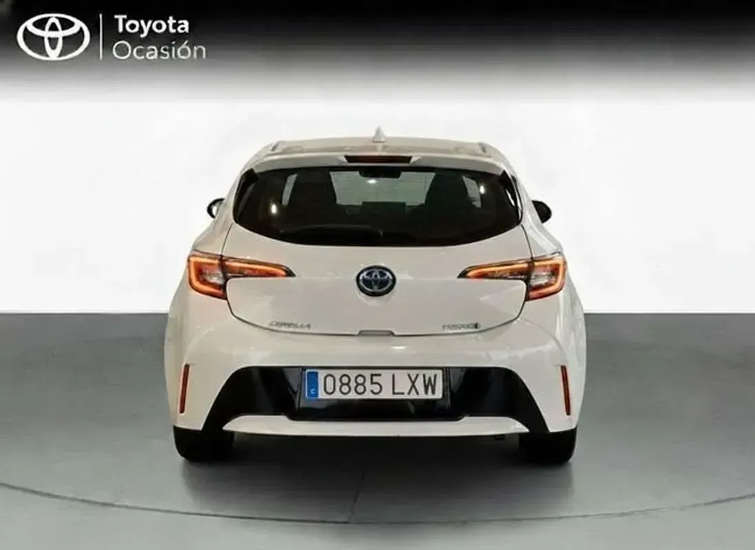 Usado Toyota Corolla Active 122 CV (89 kW) 2022 Blanco Utilitario