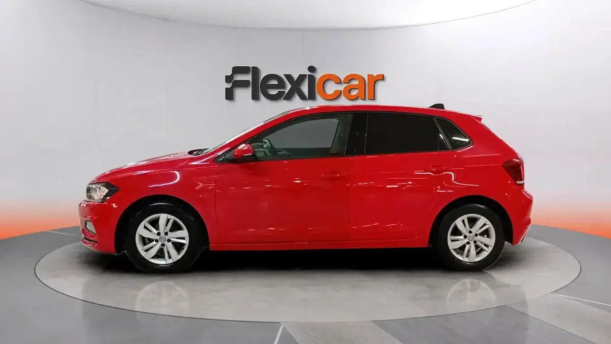 Usado VW Polo Advance 95 CV (69 kW) 2018 Rojo Utilitario
