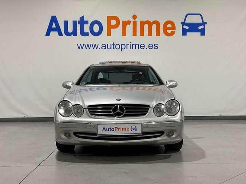 Usado Mercedes CLK200 218 CV (160 kW) 2003 Plateado Coupe