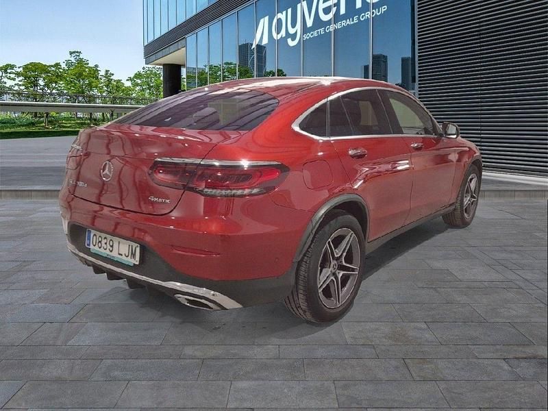 Usado Mercedes GLC300 245 CV (180 kW) 2020 Rojo Coupe