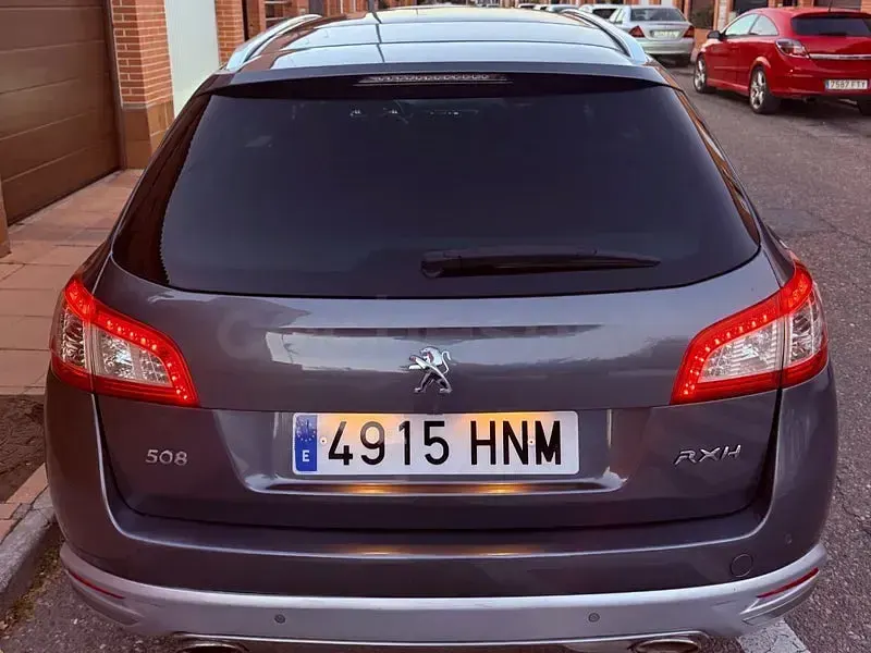 Usado Peugeot 508 RXH 200 CV (147 kW) 2013 Gris / plata Familiar