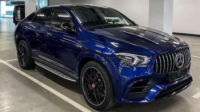 Usado Mercedes GLC63 AMG AMG 476 CV (350 kW) 2021 Azul Coupe