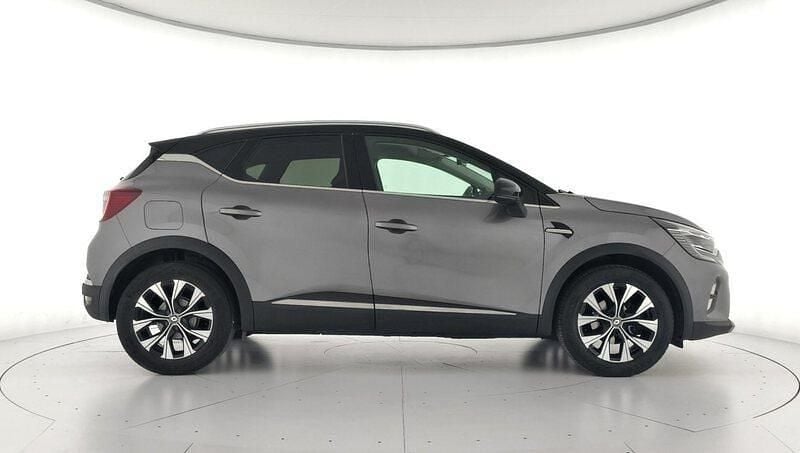Usado Renault Captur Techno 140 CV (102 kW) 2023 Gris SUV
