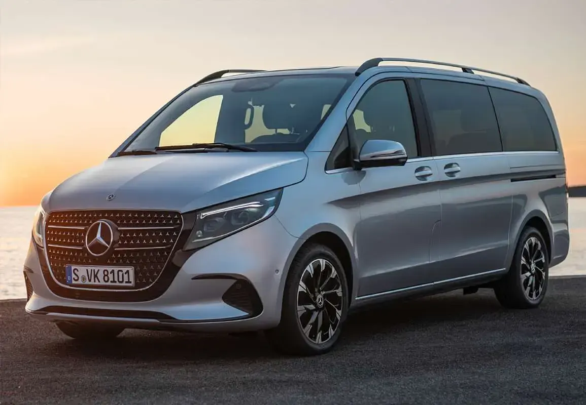 Usado Mercedes V220 163 CV (119 kW) 2023 Monovolumen