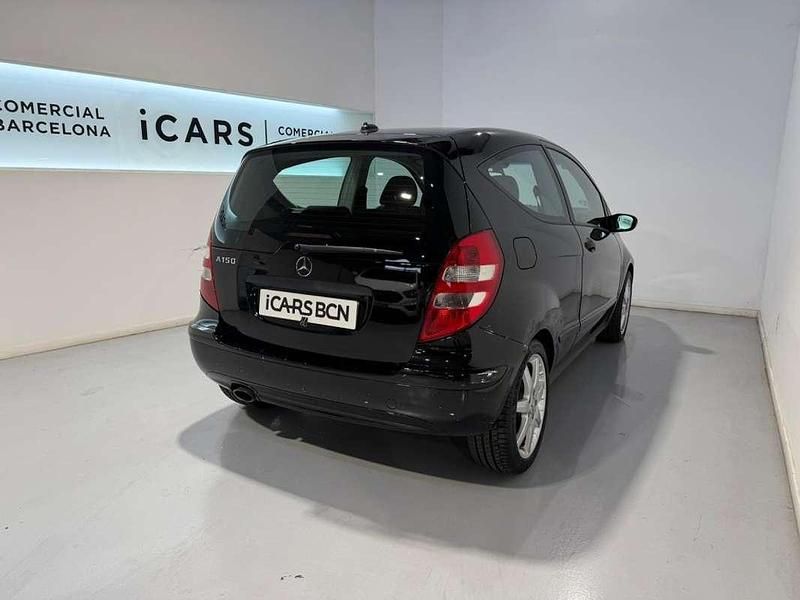 Usado Mercedes A150 Avantgarde 95 CV (69 kW) 2007 Azul Utilitario