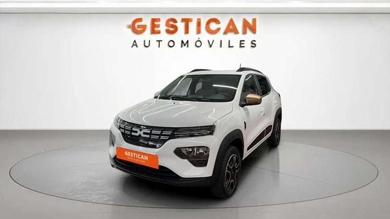Usado Dacia Spring Extreme 47 kW (65 CV) 2024 Blanco Utilitario