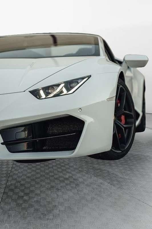 Usado Lamborghini Huracán 639 CV (469 kW) 2017 Blanco Descapotable