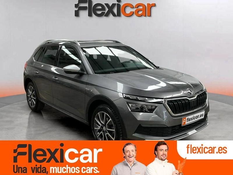 Gris / plata Usado 2022 Skoda Kamiq SUV | 21.490 € (Caro) - Imagen 1/4