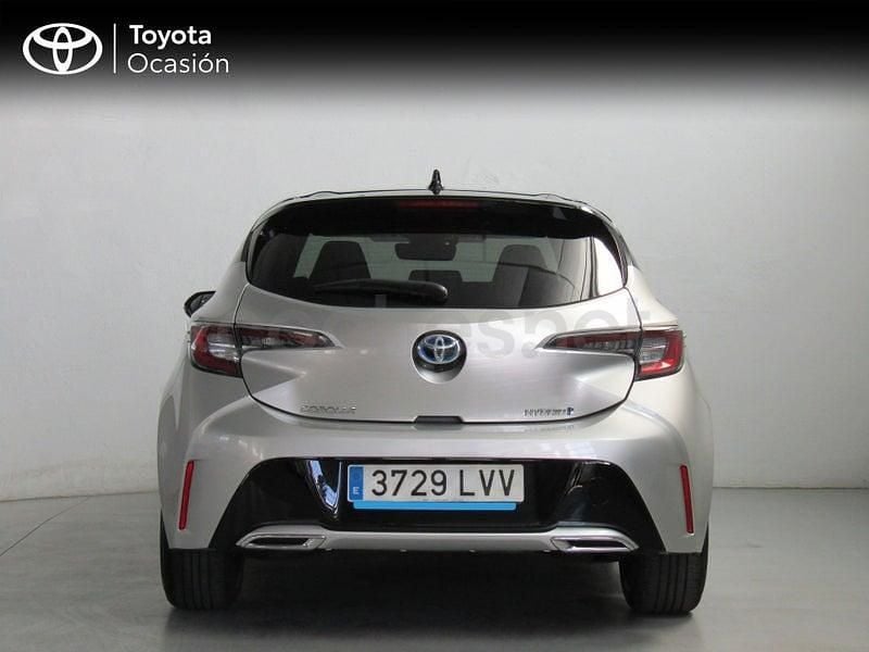 Usado Toyota Corolla Advance 184 CV (135 kW) 2022 Gris / plata Berlina
