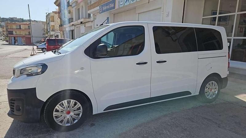Occasion Peugeot Traveller Active 116 ch (85 kW) 2018 Blanc Monospace