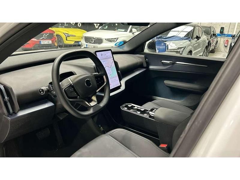 Usado Volvo EX30 Plus 200 kW (272 CV) 2024 Blanco SUV