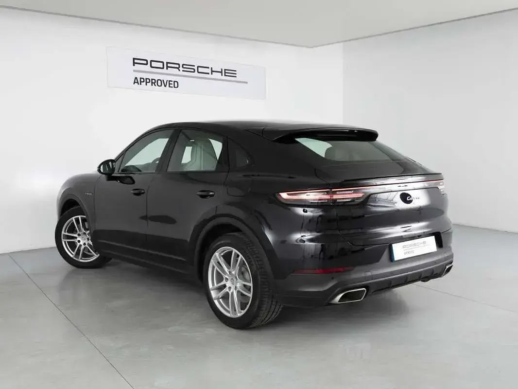 Usado Porsche Cayenne 462 CV (339 kW) 2020 Negro SUV