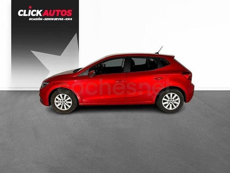 Usado Seat Ibiza Style 110 CV (80 kW) 2023 Rojo Utilitario
