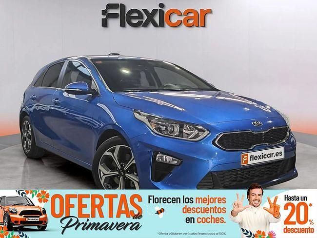 Usado Kia Ceed 120 CV (88 kW) 2019 Azul Utilitario