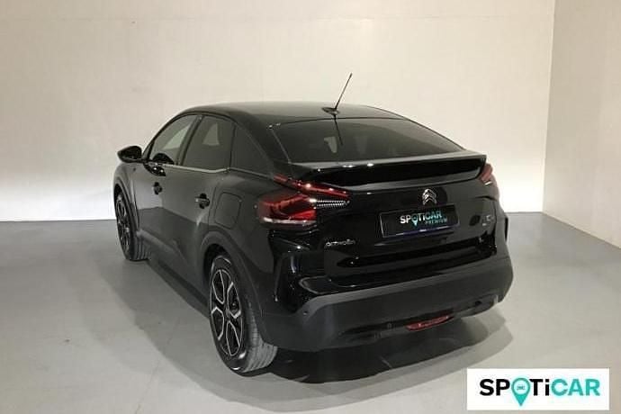 Käytetty Citroën e-C4 Shine 100 kW (136 HP) 2022