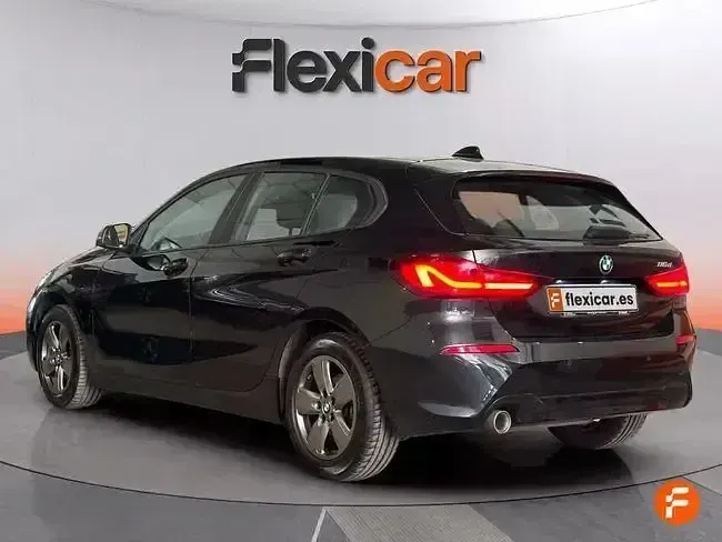 Usado BMW 116 116 CV (85 kW) 2021 Negro Utilitario