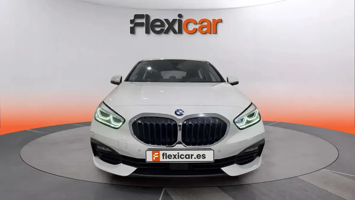 Usado BMW 116 116 CV (85 kW) 2020 Blanco Utilitario