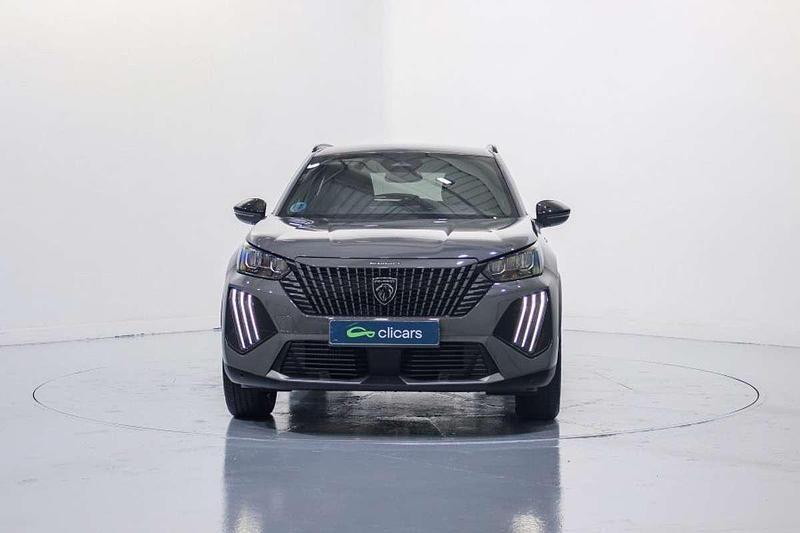 Usado Peugeot 2008 Allure 136 CV (100 kW) 2025 Gris SUV