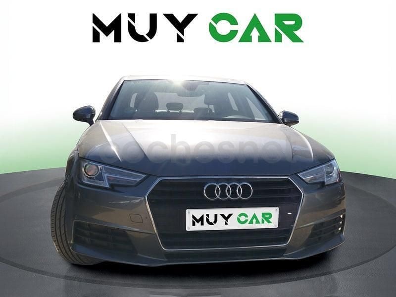 Usado Audi A4 Advanced 150 CV (110 kW) 2018 Gris Berlina